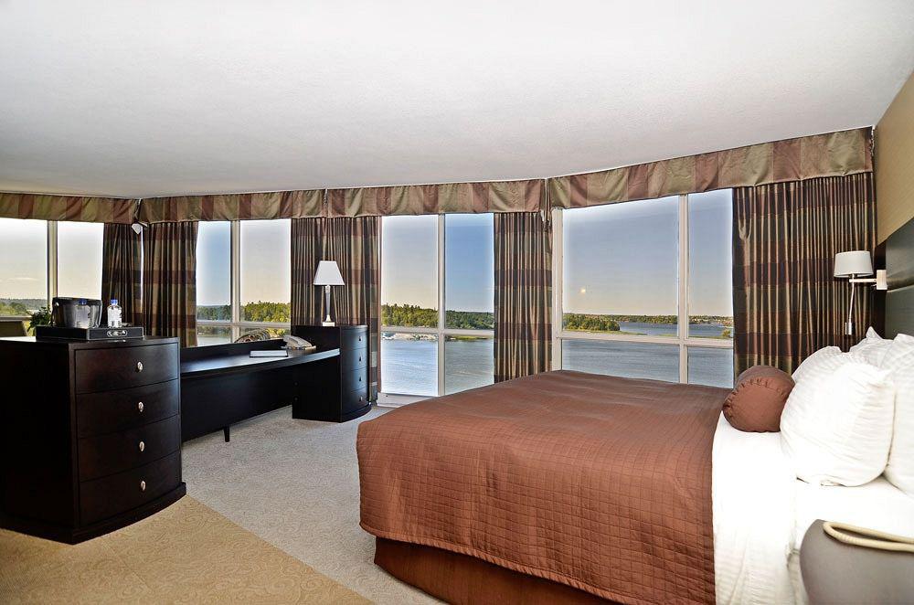 Clarion Lakeside Inn & Conference Centre ケノーラ 部屋 写真